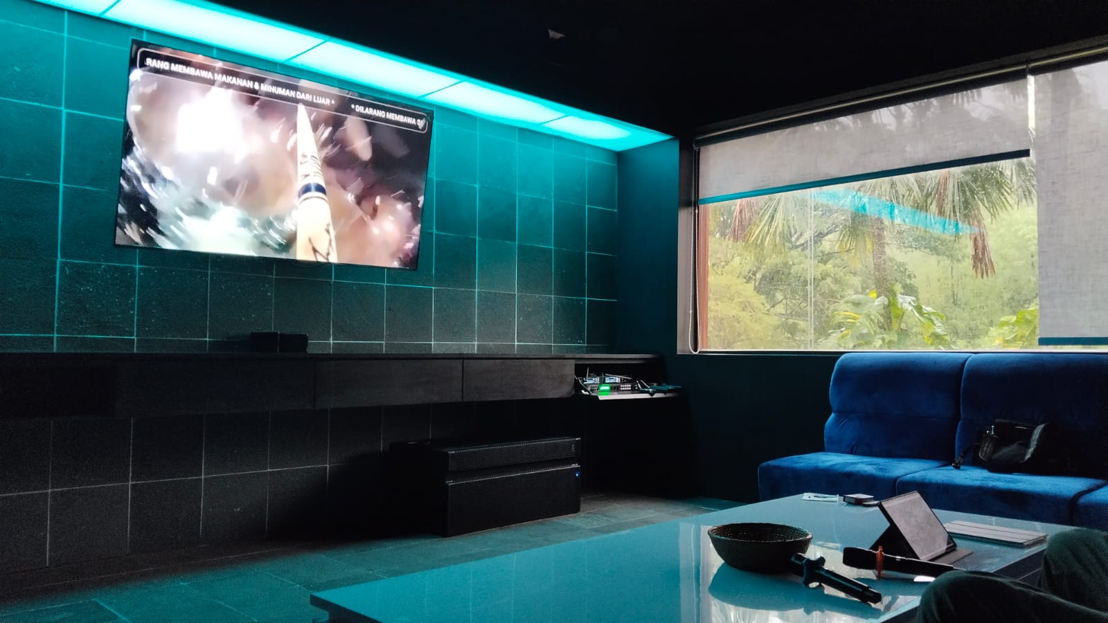 Ruangan VIP dengan sistem FBOX